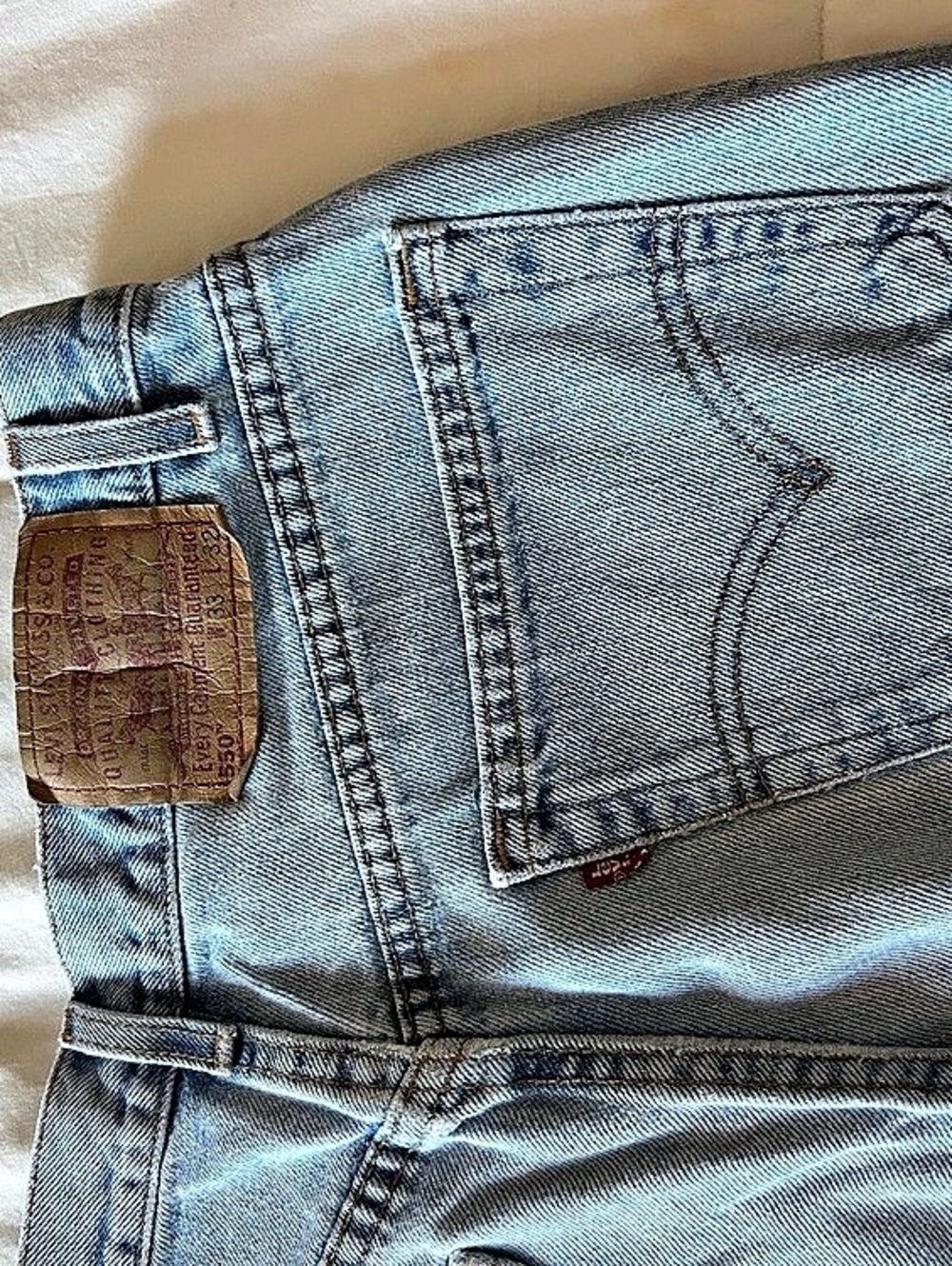 Levi's Straight Leg Jeans in Blue Waist 33 Like New